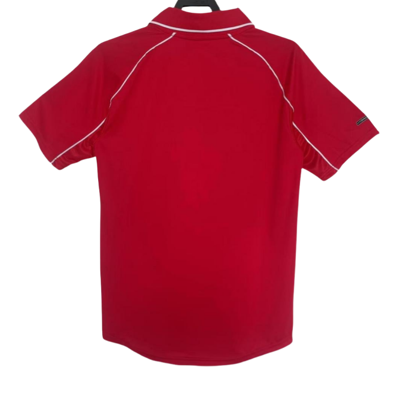 e46f4d3075 Retro Liverpool Home Football Jersey 2000/2001 - Image 1